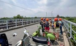 Hanoi Vespa Adventures