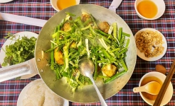 Hanoi Vespa Adventures Food