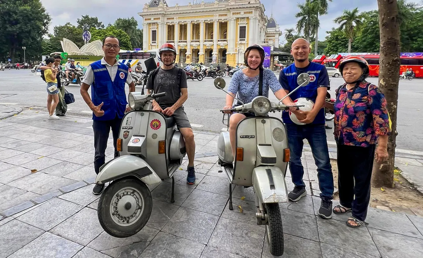 Hanoi Vespa Adventures