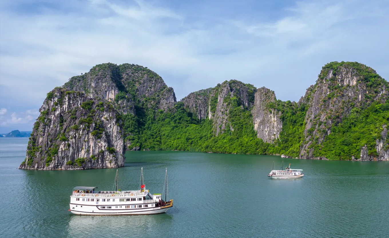 Sunlight Cruise Lan Ha Bay